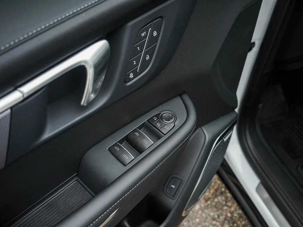 2026 Buick Enclave Sport Touring - Photo 19