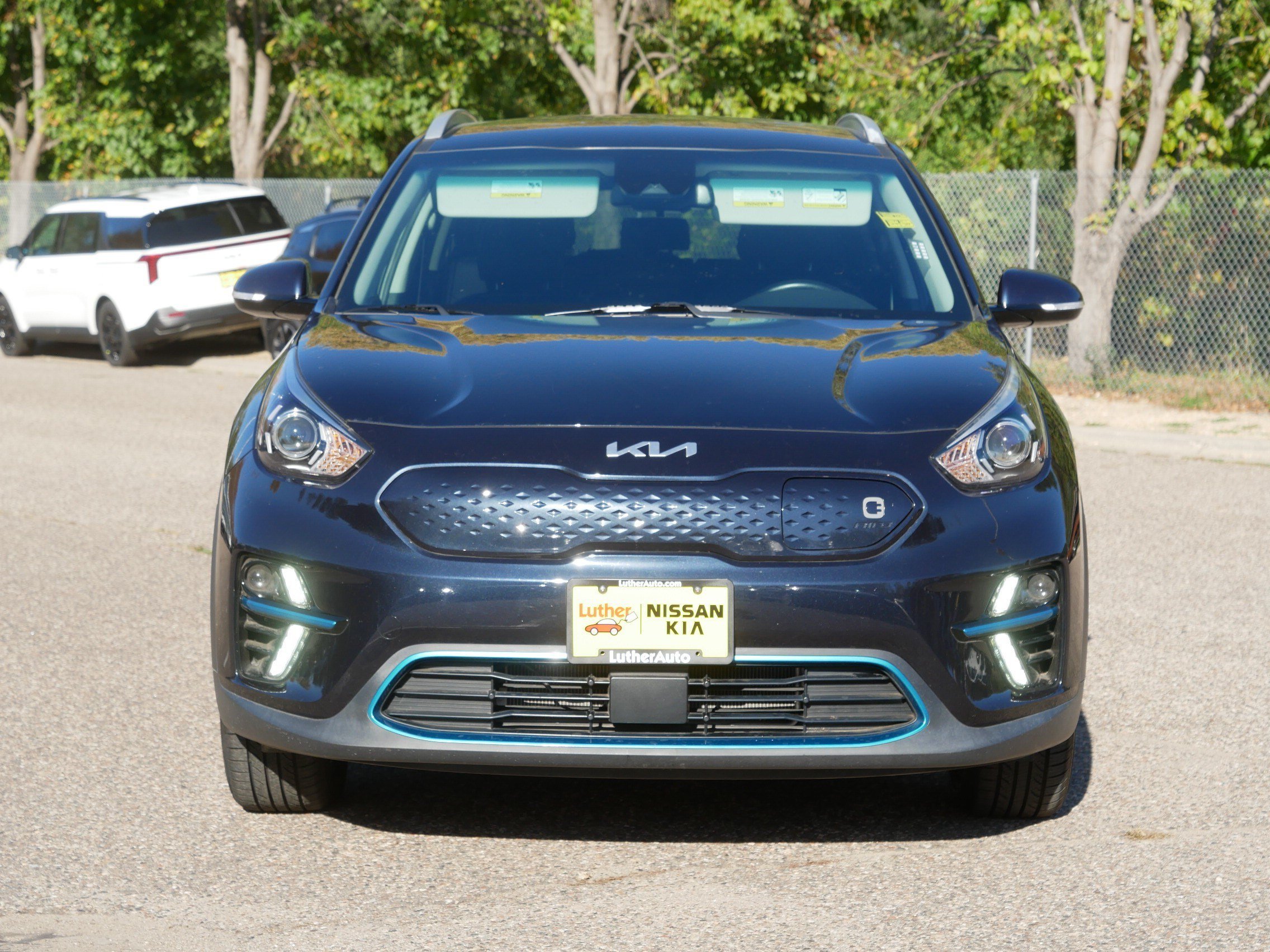 Used 2022 Kia Niro EX with VIN KNDCC3LG8N5141536 for sale in Inver Grove Heights, MN