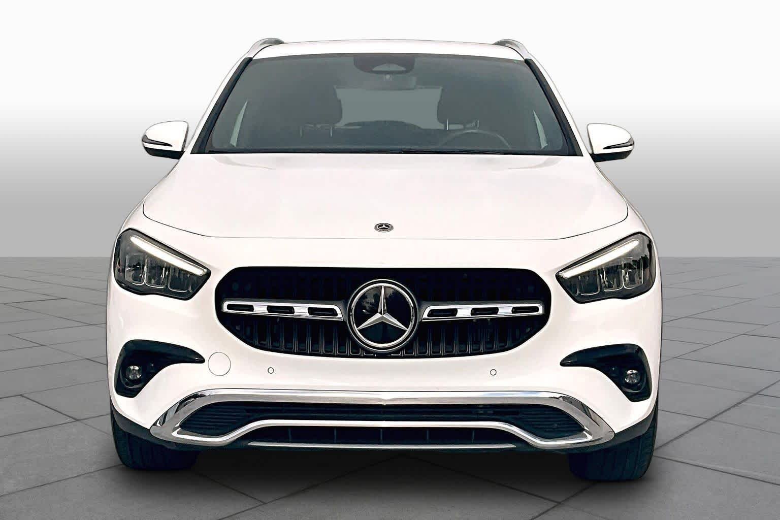 Used 2025 Polar White Mercedes-Benz GLA 250 image 4