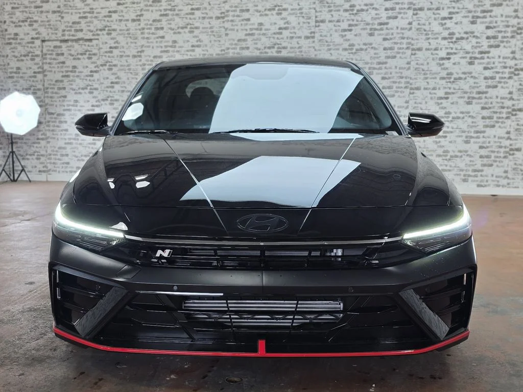 New 2026 Abyss Black Hyundai Base image 2
