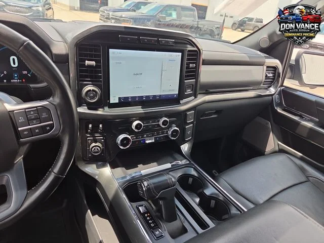 Used 2023 White Ford Lariat image 17