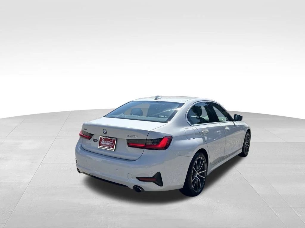Used 2021 White BMW 330i xDrive image 5