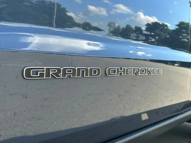 Used 2021 Blue Jeep Limited image 13