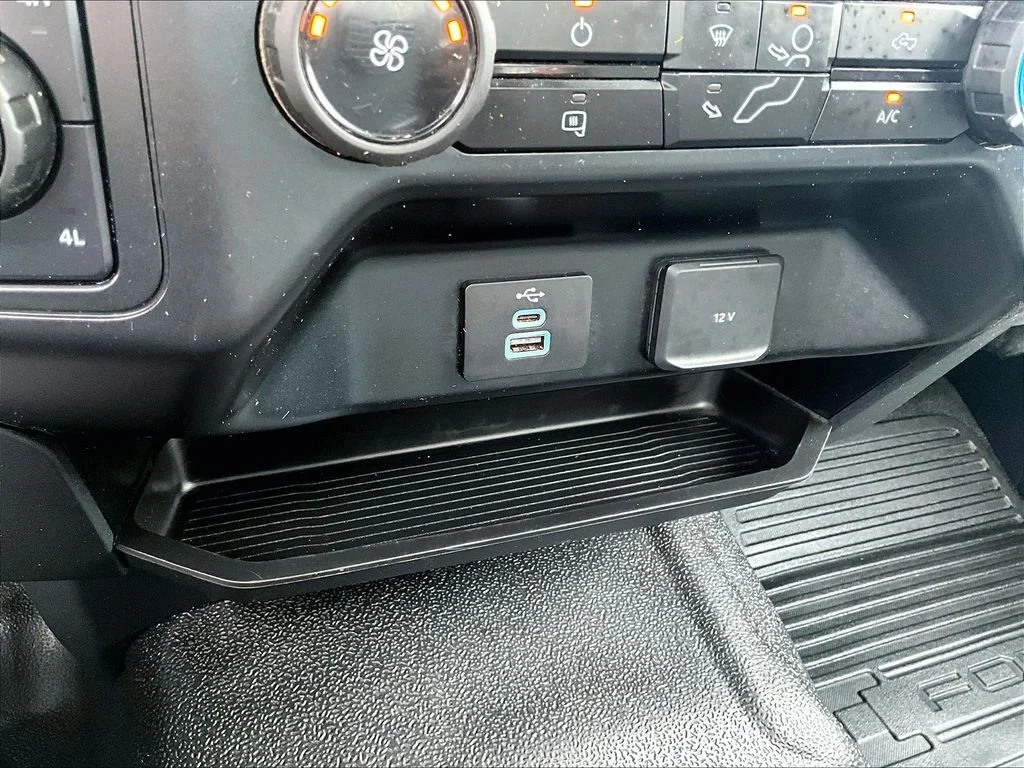 Used 2025 Black Metallic Ford XL image 16