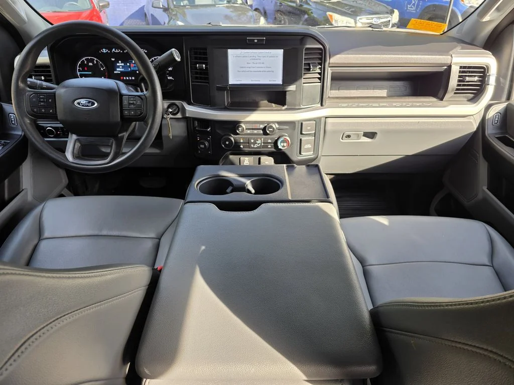 2025 Ford F-250 Super Duty XL - Photo 10