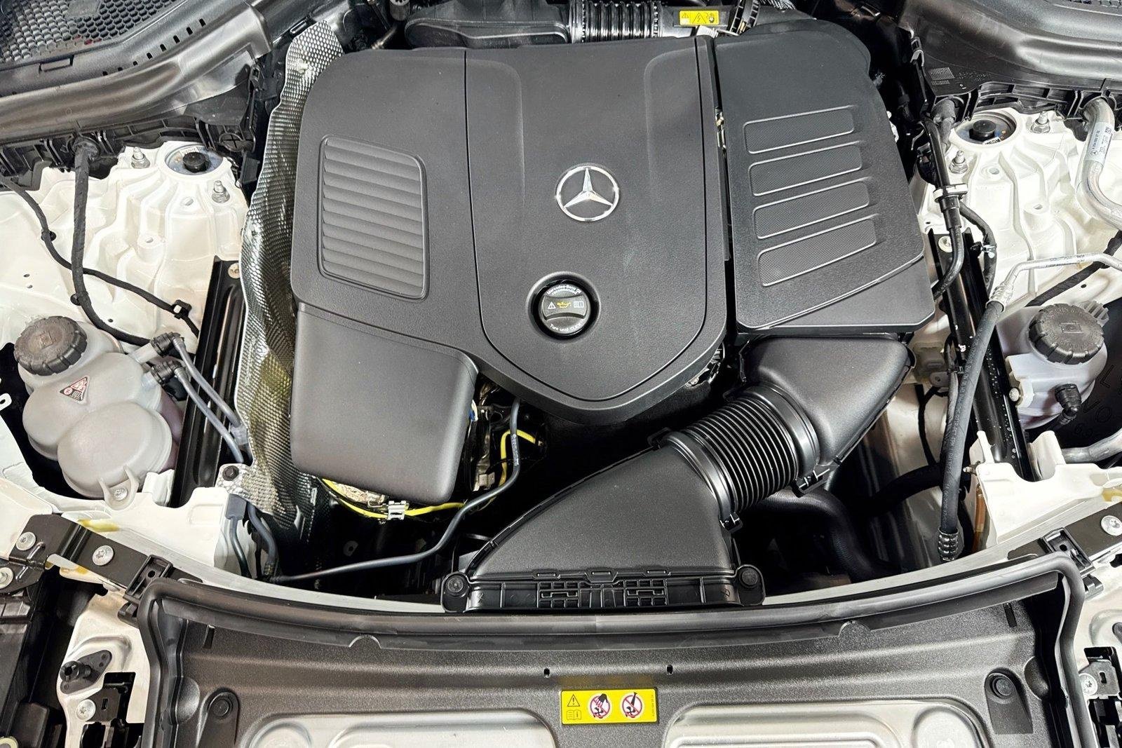 New 2026 Black Mercedes-Benz GLC 300 image 28