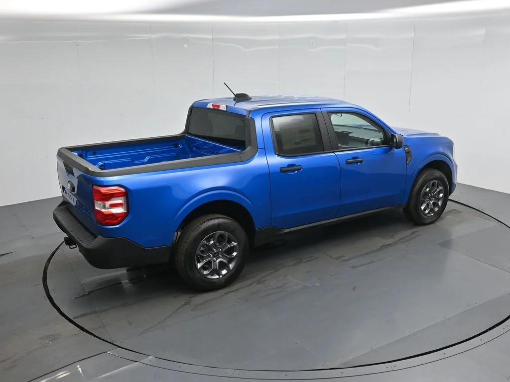 New 2026 Velocity Blue Ford XLT image 37