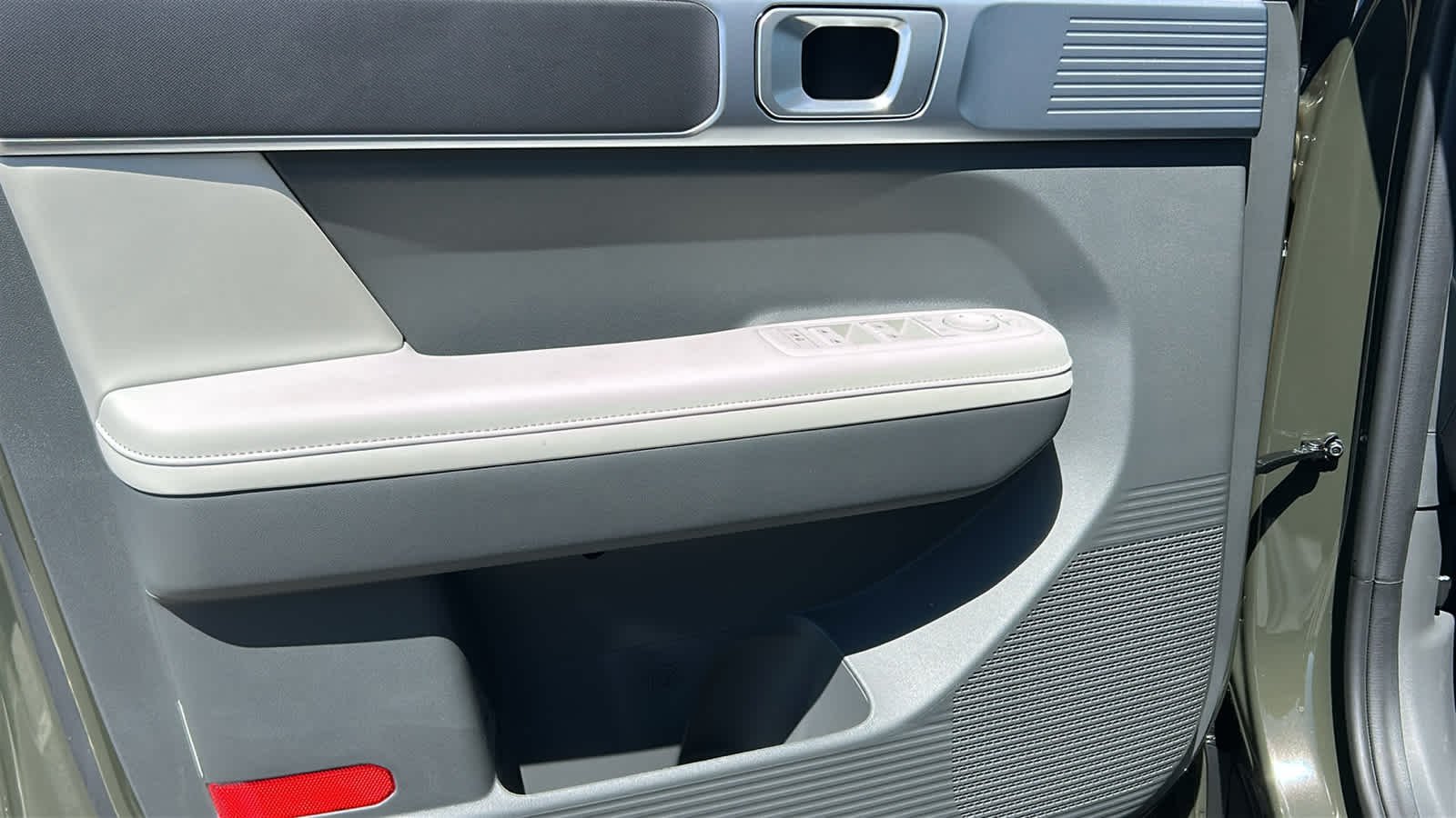 New 2026 Rockwood Green Hyundai SEL image 23