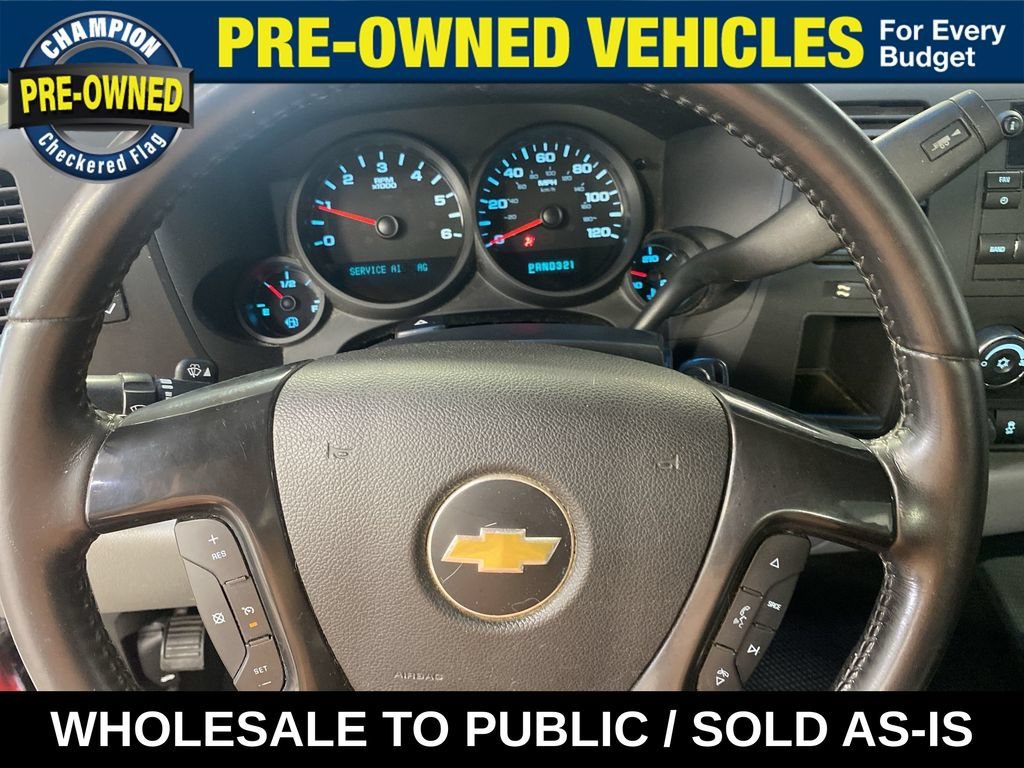 Used 2012 VICTORY RED Chevrolet Work Truck image 12