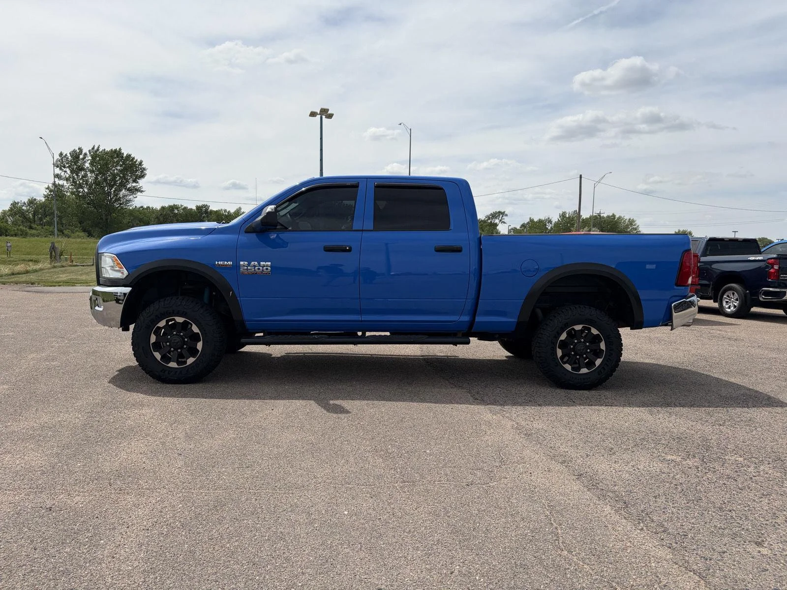 Used 2018  Ram Tradesman image 4