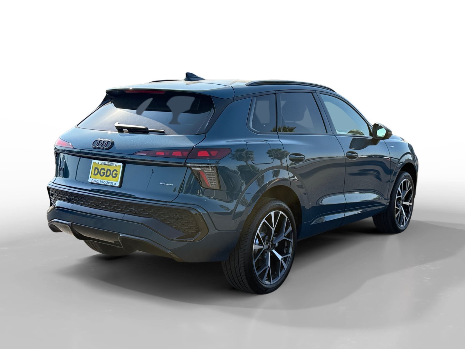 New 2026 Malpelo Blue Metallic Audi S line quattro image 5