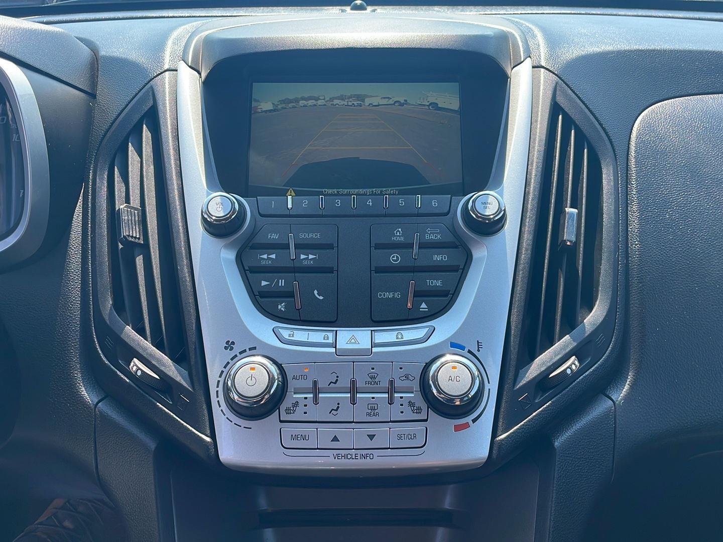 Used 2015 Silver Ice Metallic Chevrolet LT image 21
