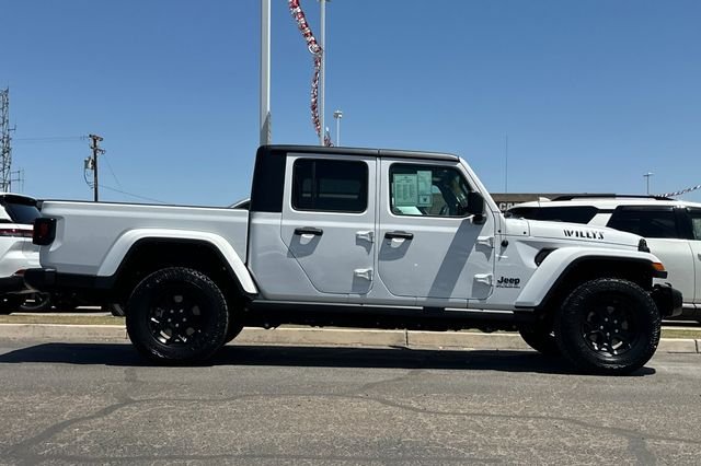 Certified Used 2023 White/off-white Jeep Willys image 2