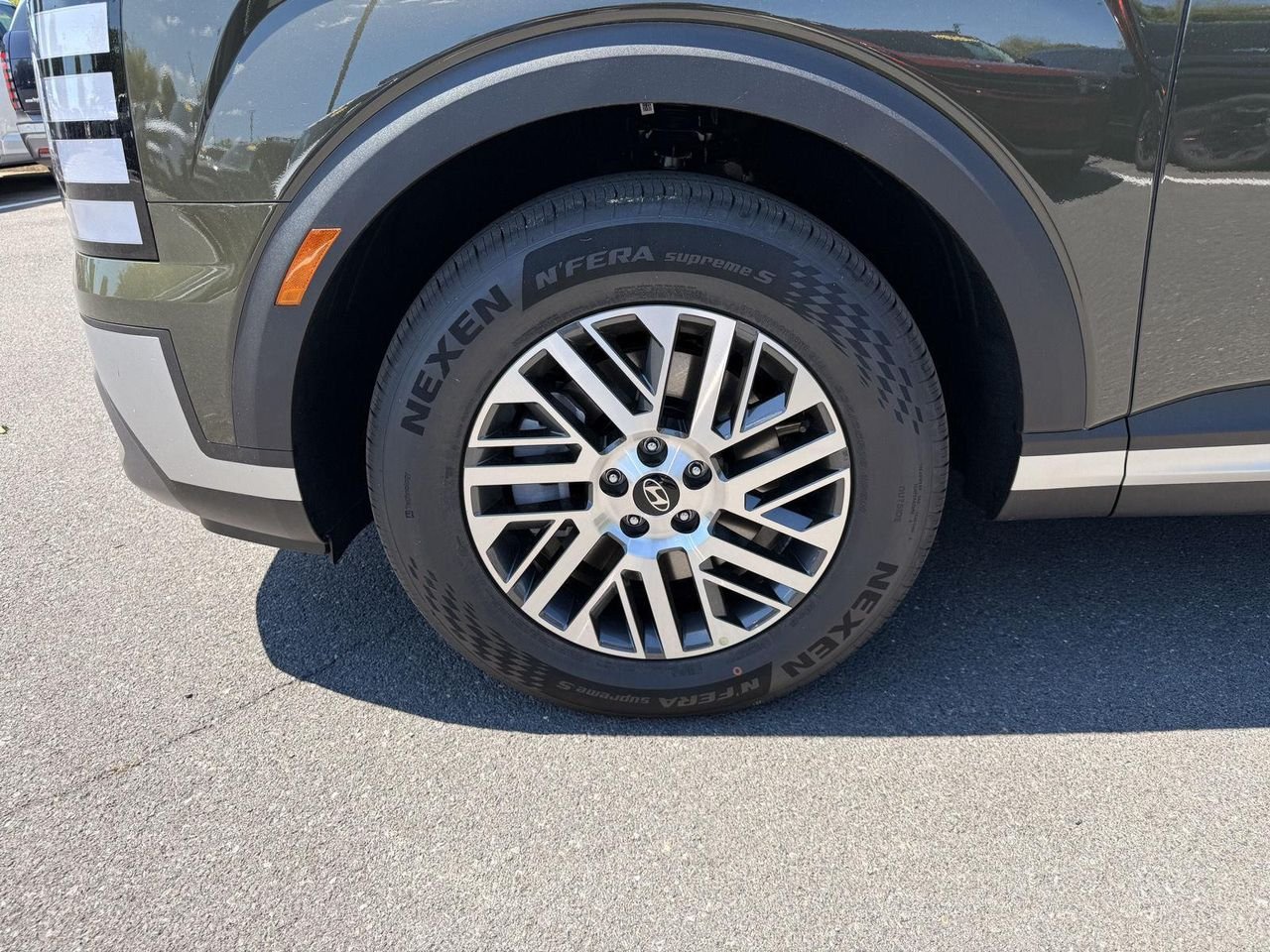New 2026 Titan Charcoal Pearl Hyundai SEL AWD image 9