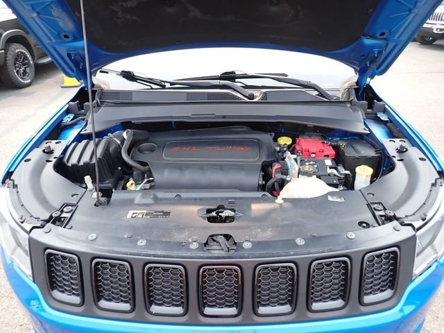 Certified Used 2021 Blue Jeep Latitude image 12