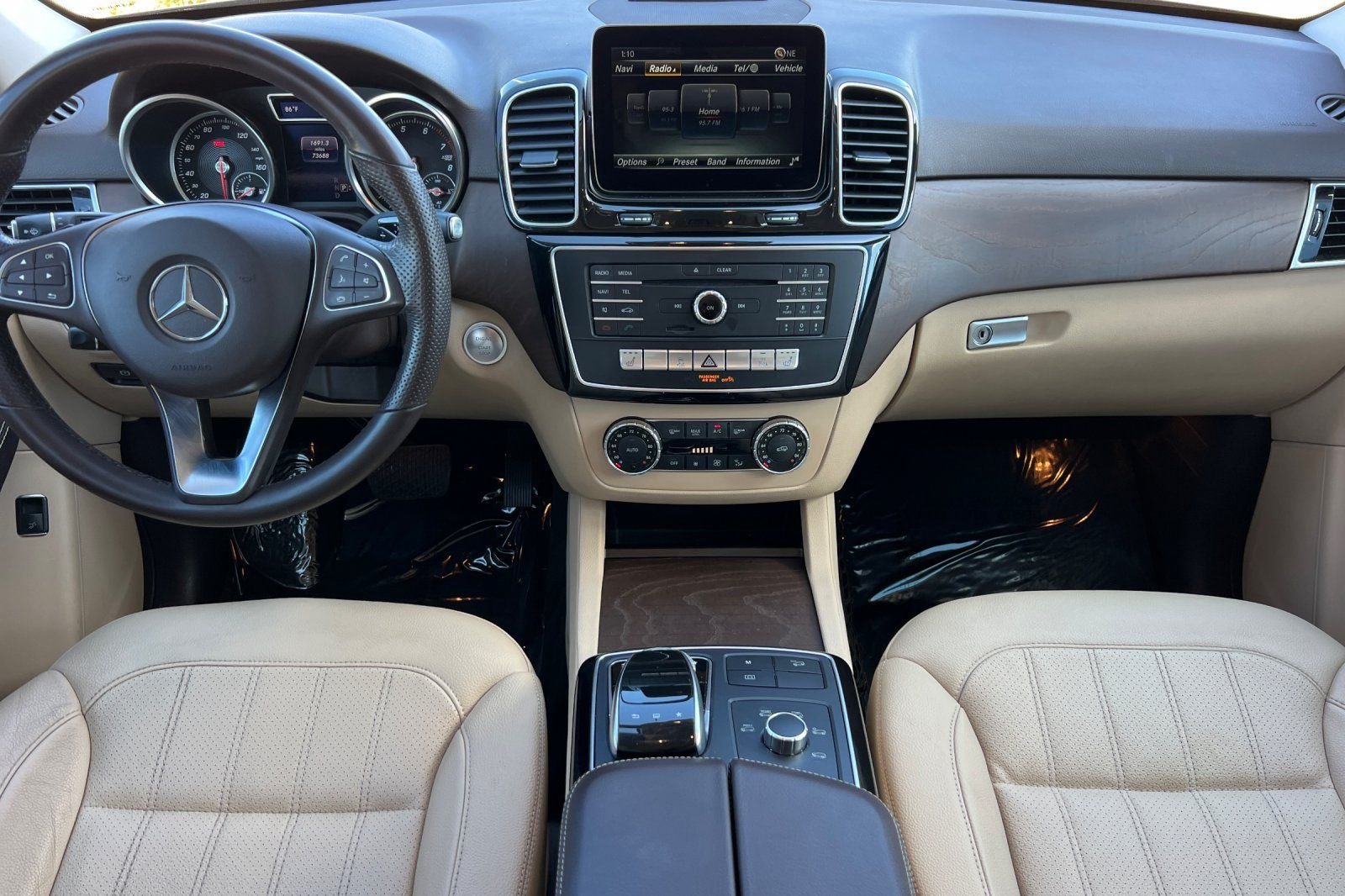 Used 2016 Black Mercedes-Benz 350 image 3