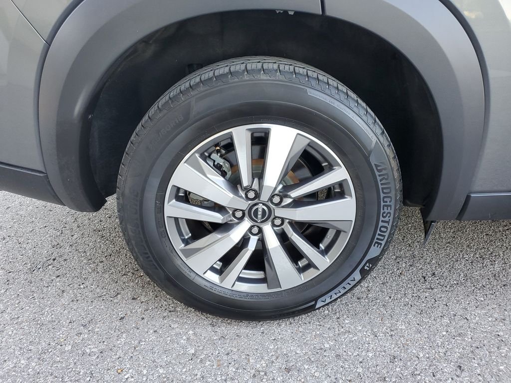 Certified Used 2023 Gray Nissan SL image 5