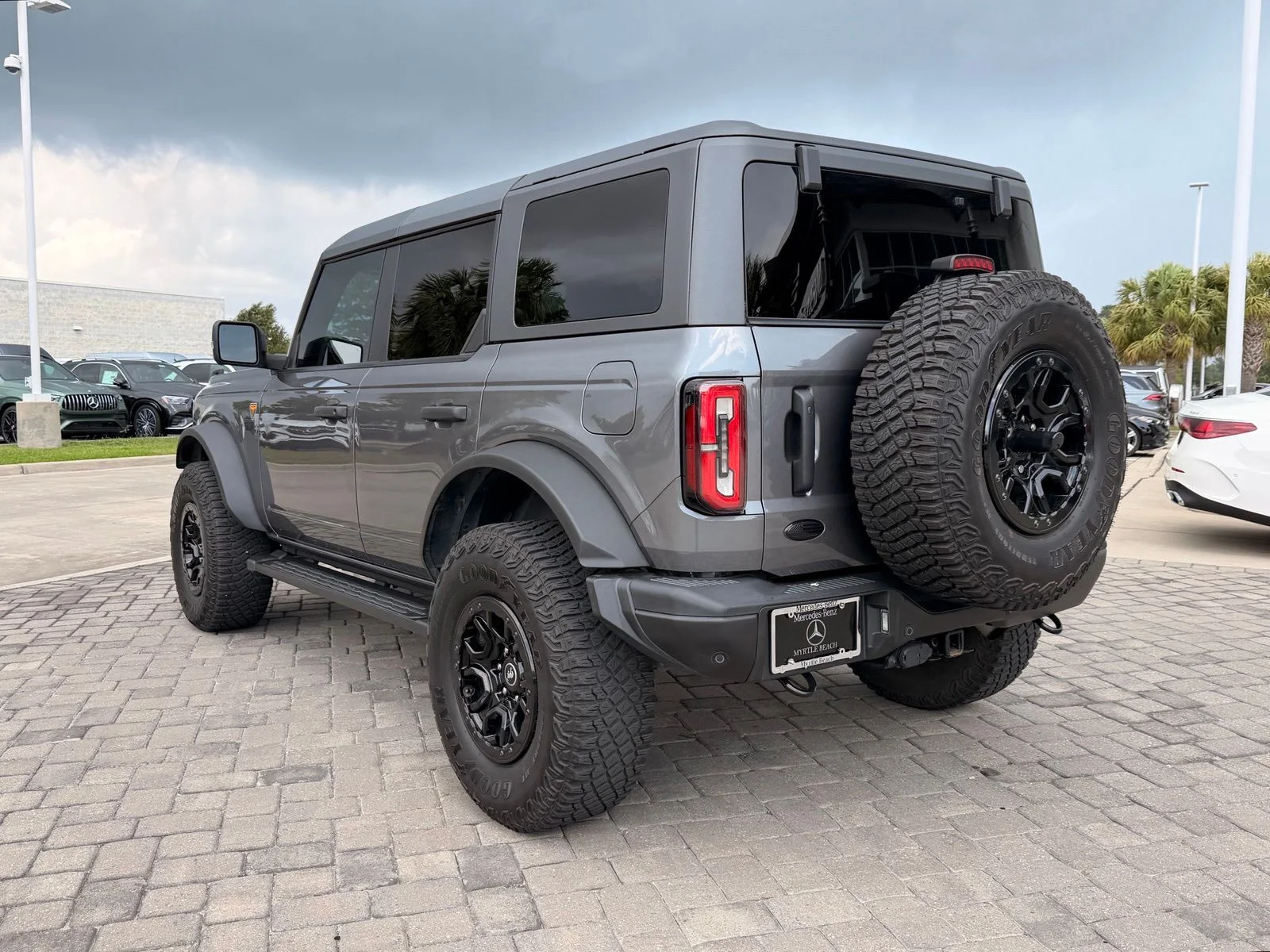 Used 2022 Carbonized Gray Metallic Ford Badlands image 11