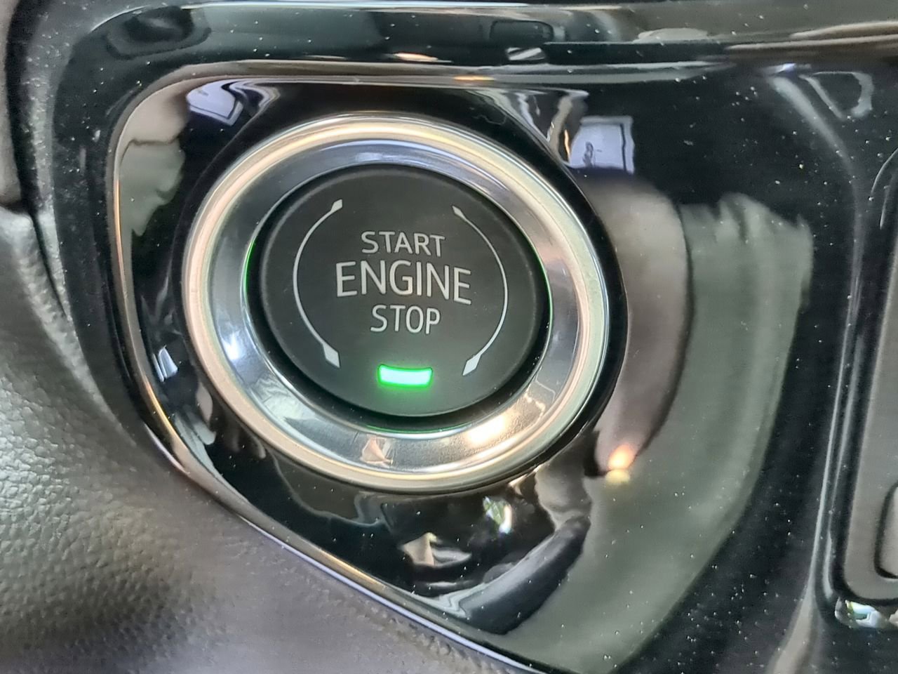 New 2026 Titanium Rush Metallic GMC SLT image 17