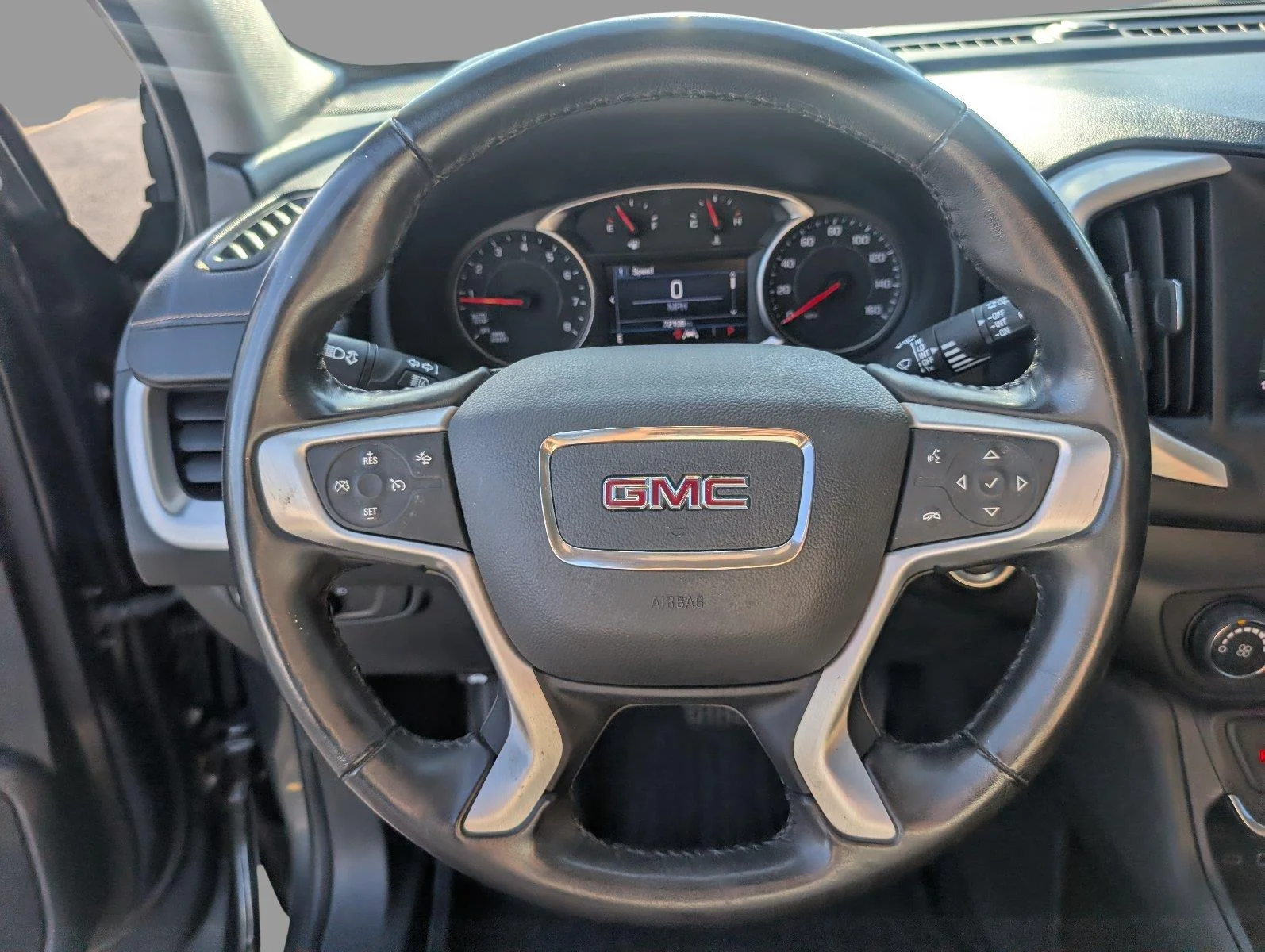Used 2020 GRAPHITE GRAY METALLIC GMC SLE image 27