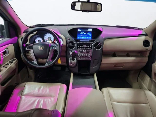 Used 2013 Gray Honda EX-L image 16