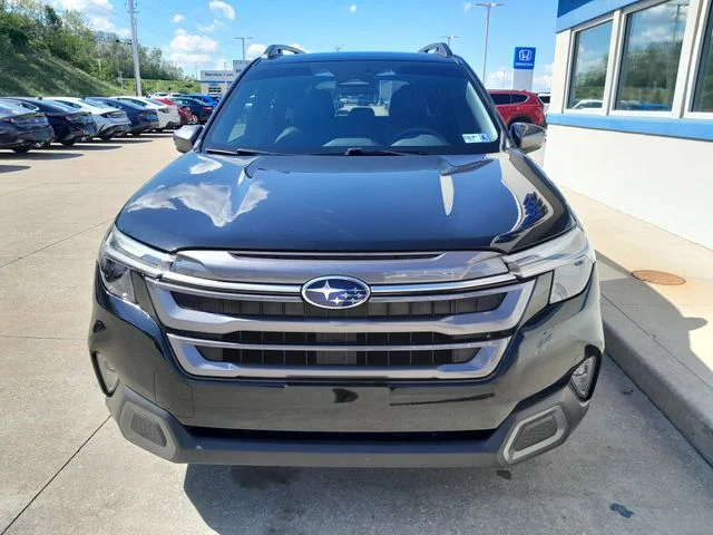 Used 2025 Black Subaru Limited image 4