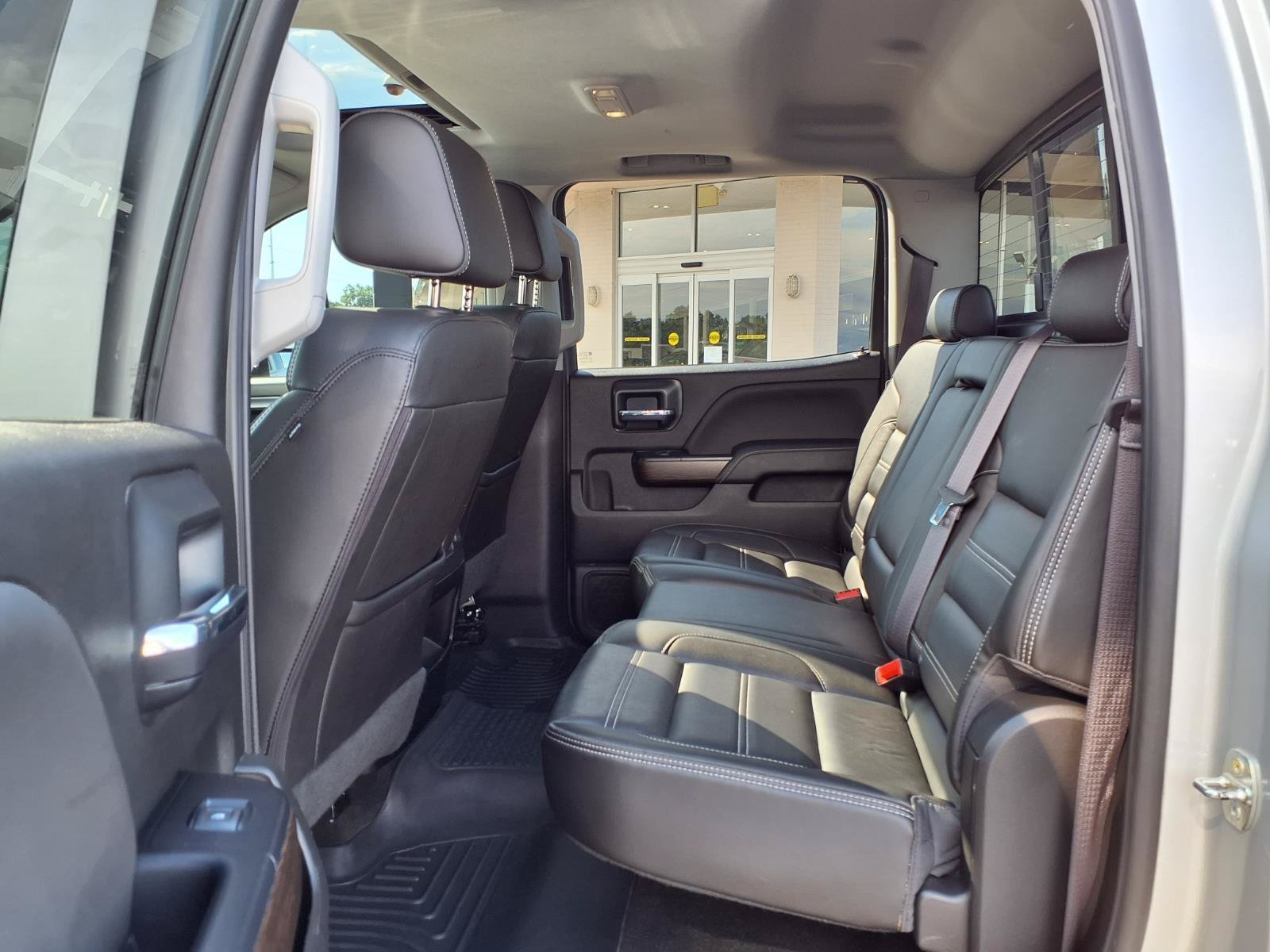 Used 2017 QUICKSILVER METALLIC GMC Denali image 31