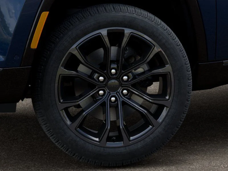 New 2026 Fathom Blue Pearl-Coat Exterior Paint (Late Availability) Jeep Summit Reserve image 9
