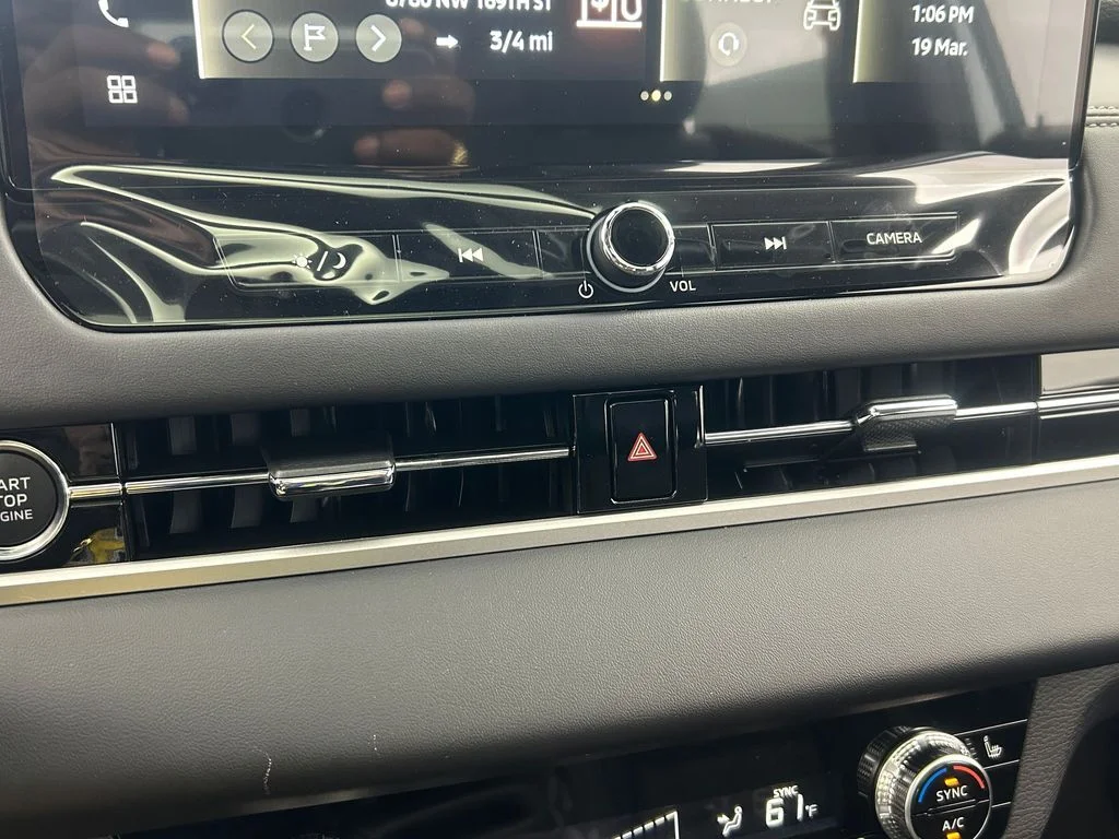 New 2026 Silver Alloy Mitsubishi SE image 20