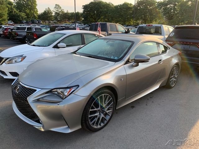 Used 2017  Lexus 300 image 1