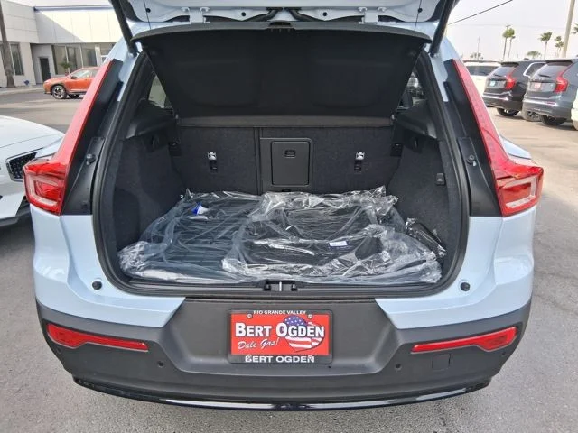 New 2026 Cloud Blue Volvo Plus image 5