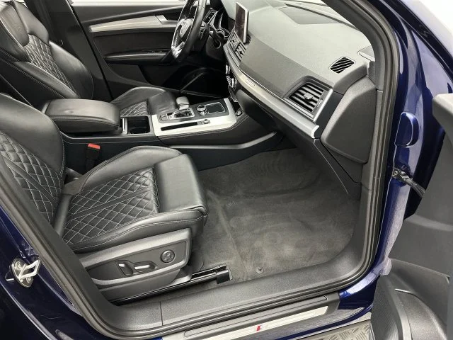 Used 2018 Blue Audi 3.0T Premium Plus image 25