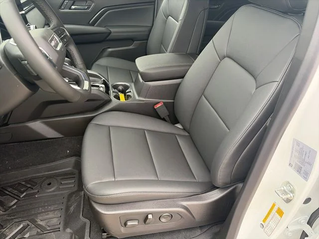 New 2026 White GMC Elevation image 10