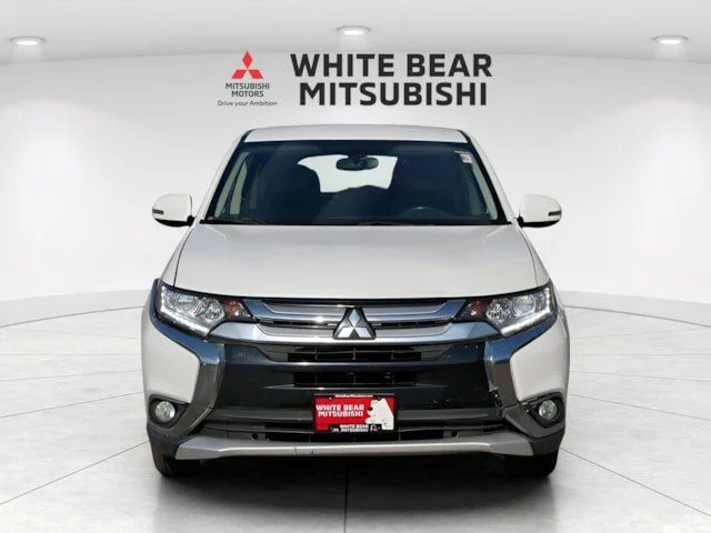 Used 2018 Mitsubishi Outlander SE with VIN JA4AZ3A36JZ005280 for sale in White Bear Lake, Minnesota