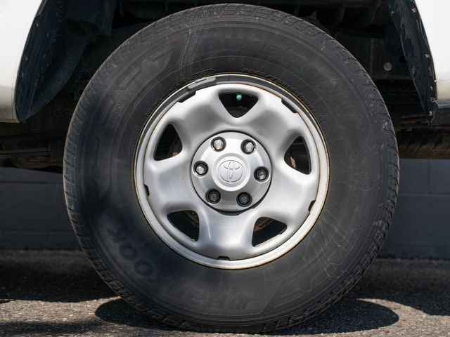 Used 2019 White Toyota SR image 13