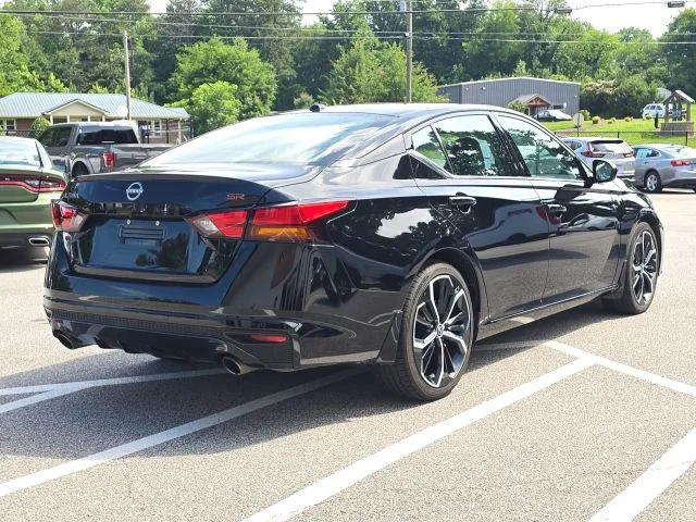 Used 2024 Black Nissan 2.5 SR image 5
