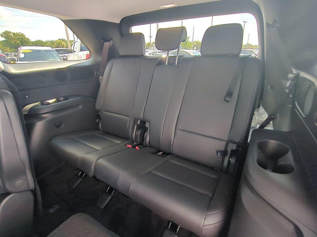 New 2026 Gray Hyundai SEL FWD image 16