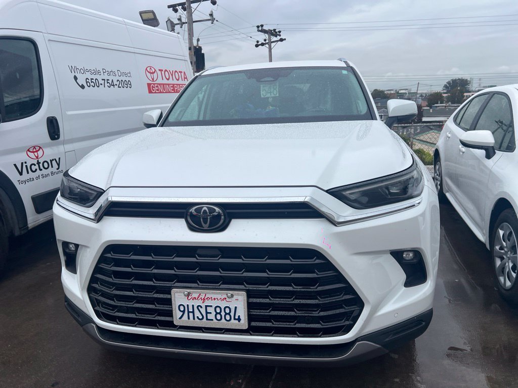 Used 2024 Off-white Toyota Limited image 18