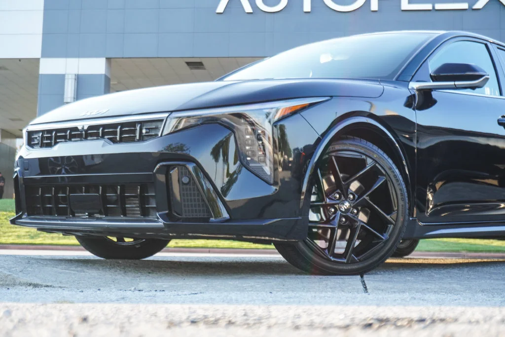Used 2025 Black Kia GT-Line Turbo image 2