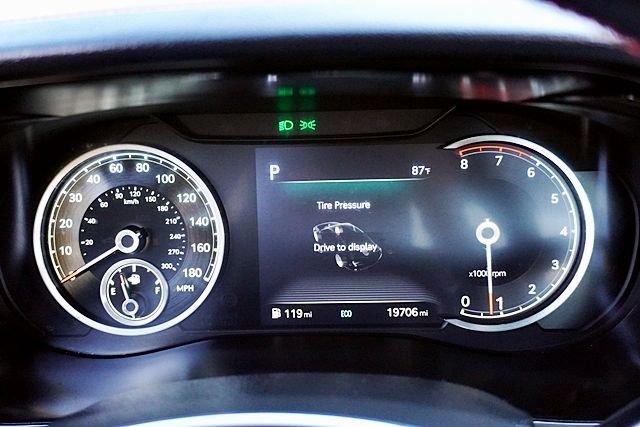 Used 2023 White Genesis 2.0T image 33