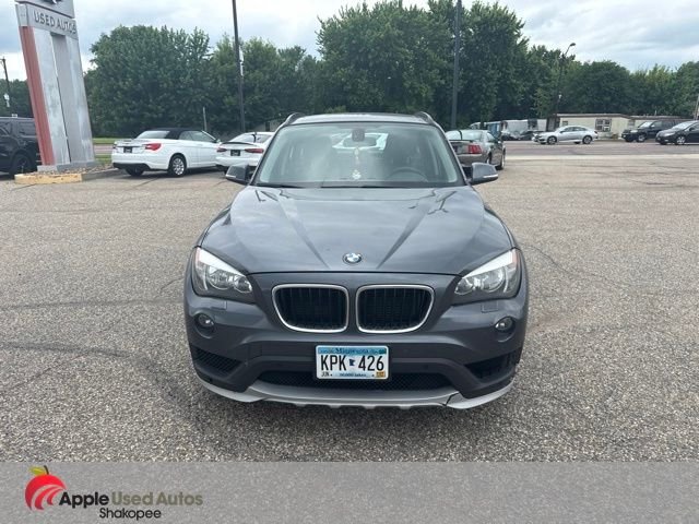 Used 2015 Gray BMW xDrive28i image 2