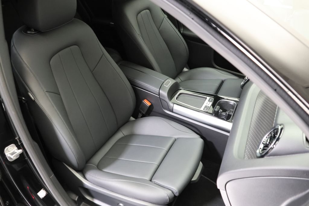 Certified Used 2026 Night Black Mercedes-Benz GLA 250 image 49