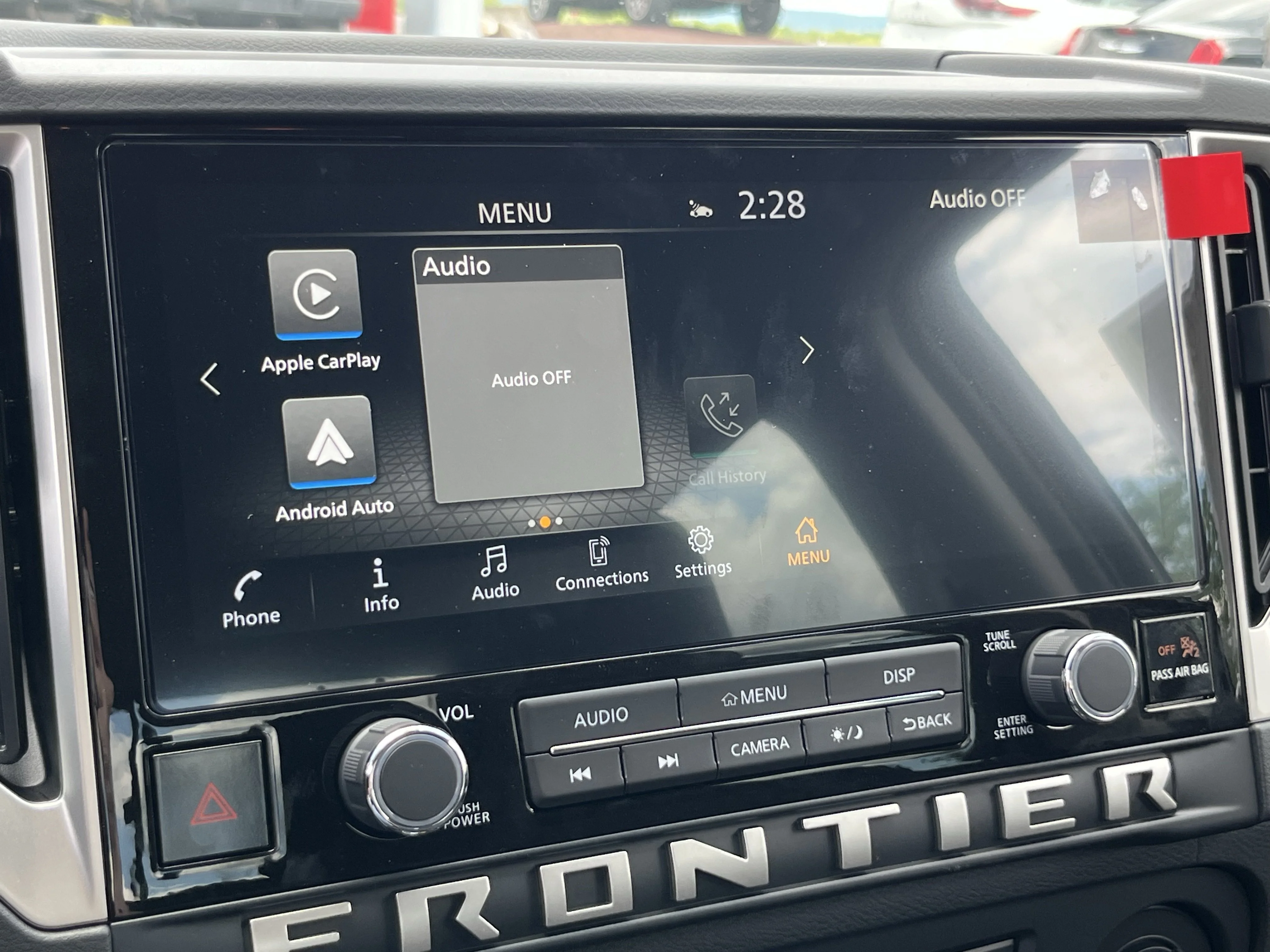New 2026 Glacier White Nissan Crew Cab SV image 31