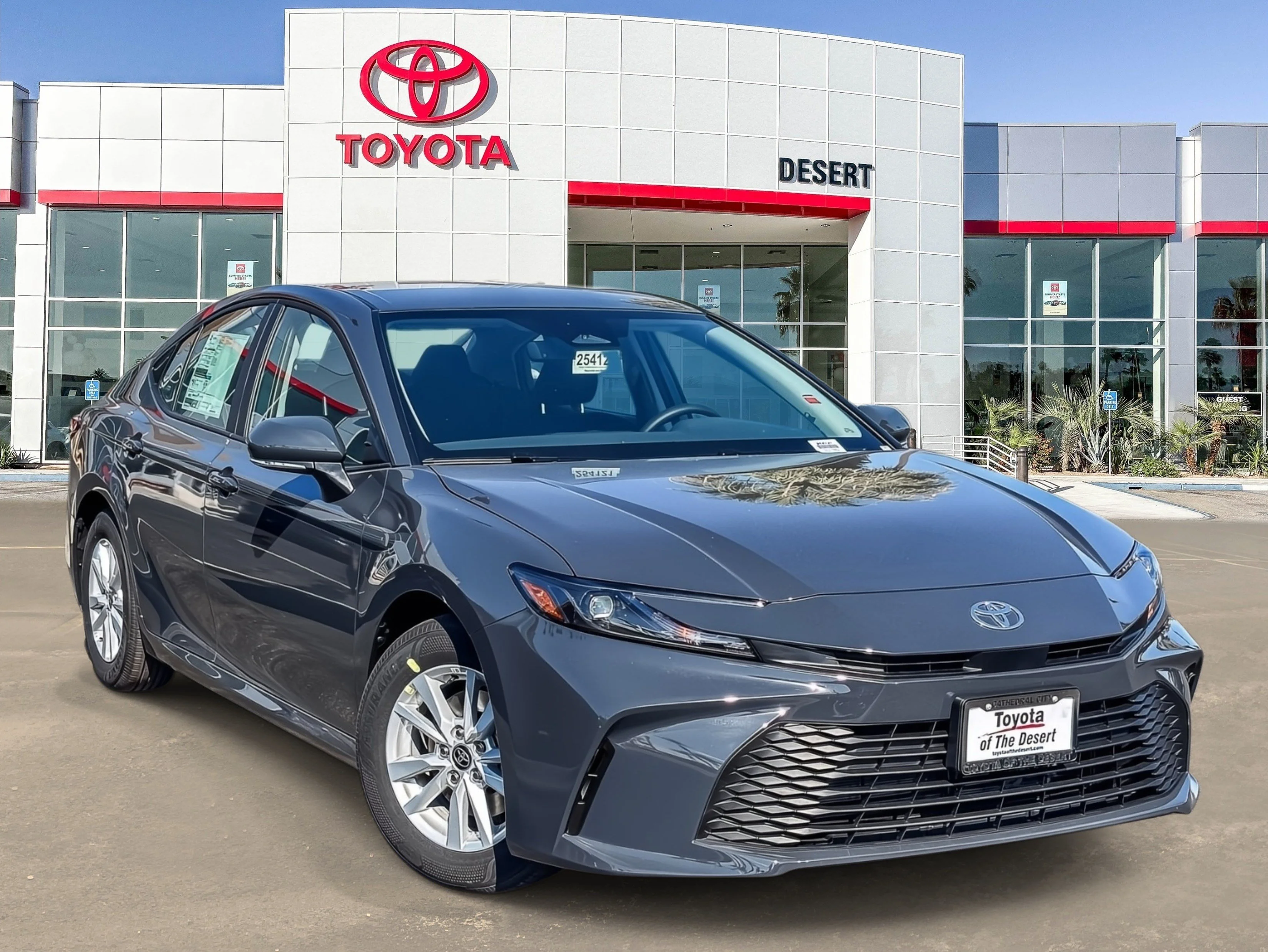 New 2026 01l7 Toyota LE image 1