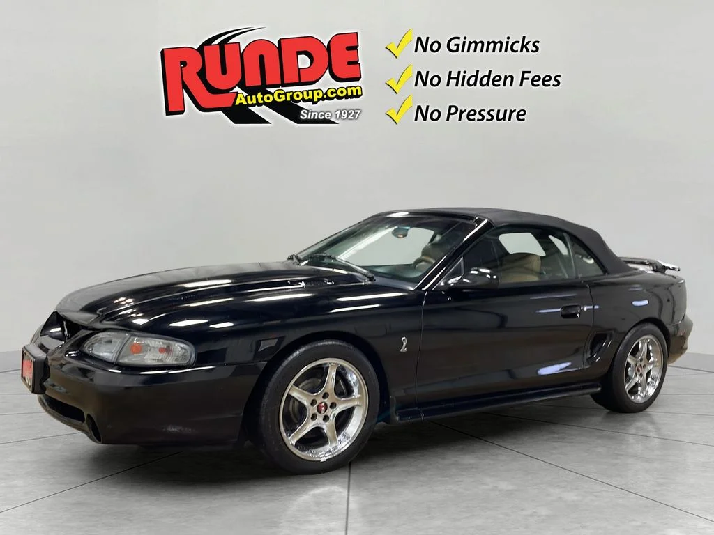 1995 Ford Mustang's photo