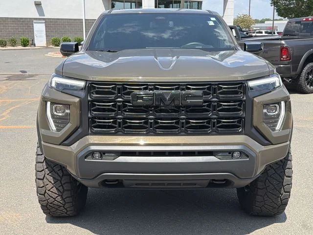 Used 2025 Brown GMC Elevation image 8