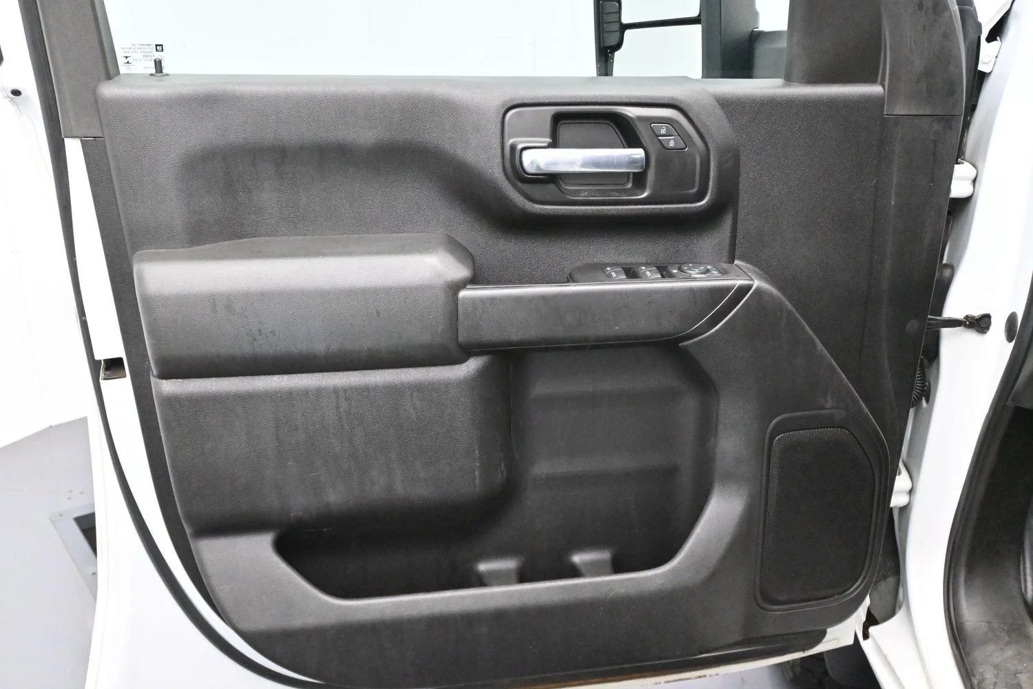 Used 2021 SUMMIT WHITE Chevrolet Work Truck image 9