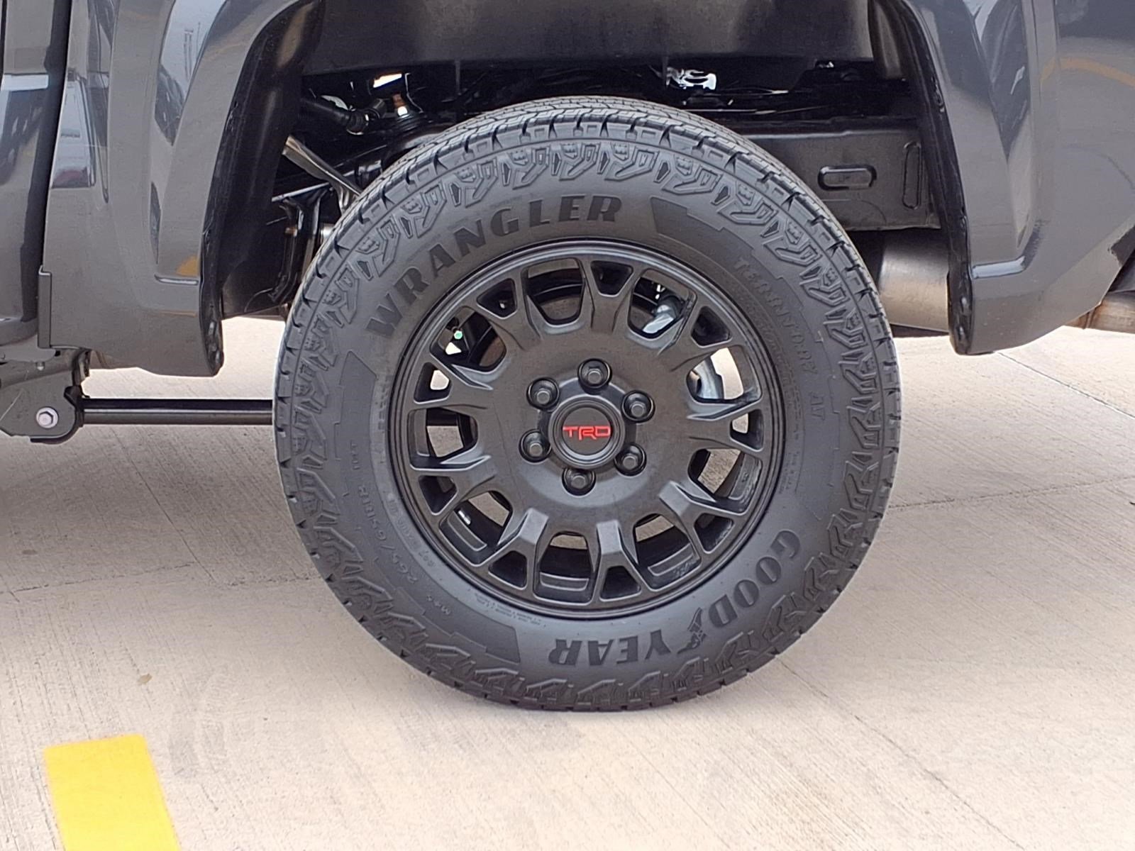 2026 Toyota Tacoma SR5 - Photo 6