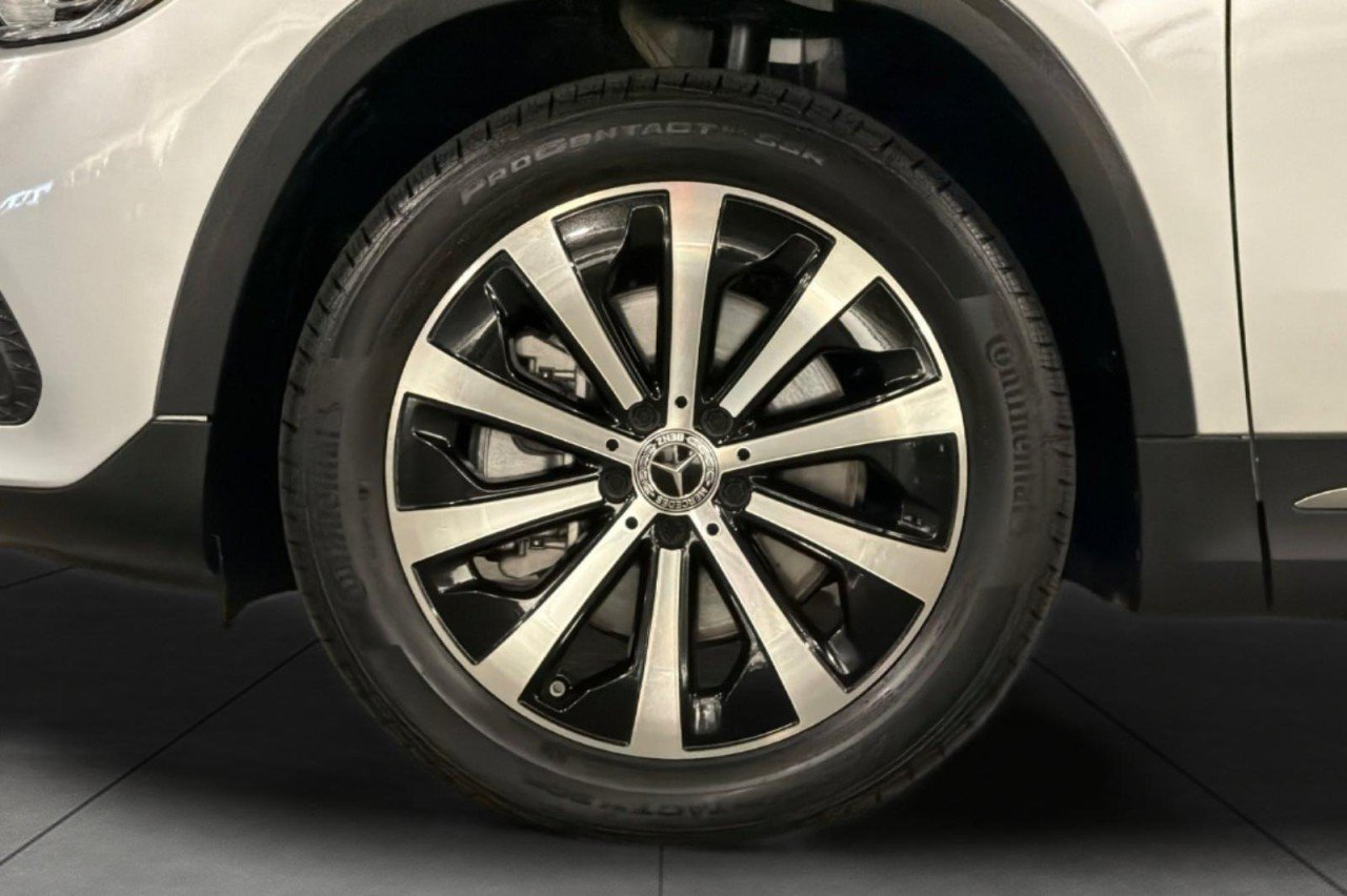 Used 2023 Iridium Silver Metallic Mercedes-Benz GLA 250 image 25