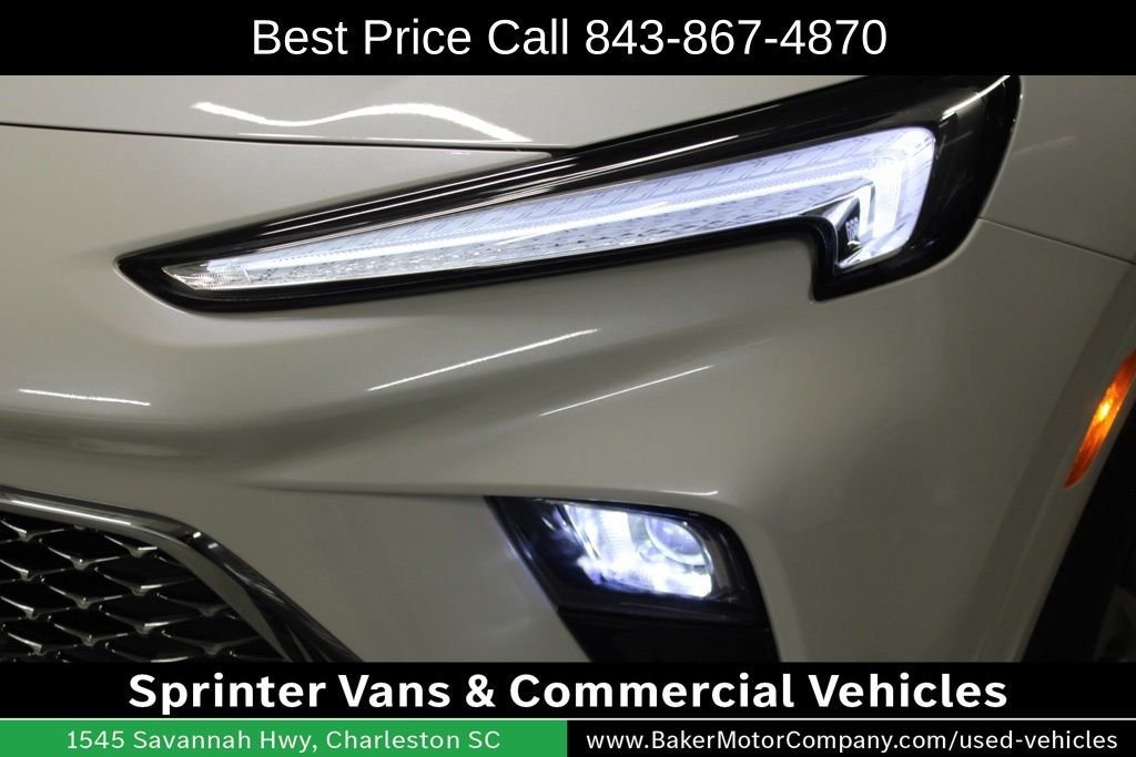 Used 2025 White Frost Buick Avenir image 11